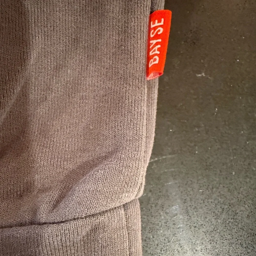 Bayse Soft Lined Button Down Charcoal Crewneck  Grey Sweater NWT - Picture 5 of 5